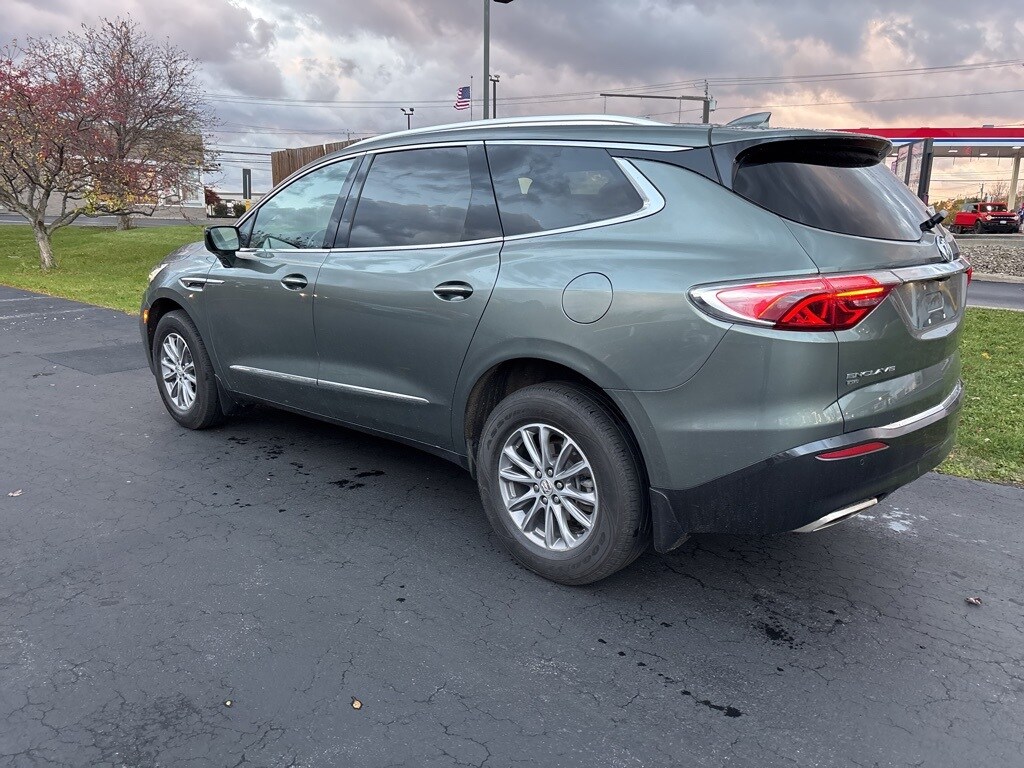 2023 Buick Enclave Premium photo 4