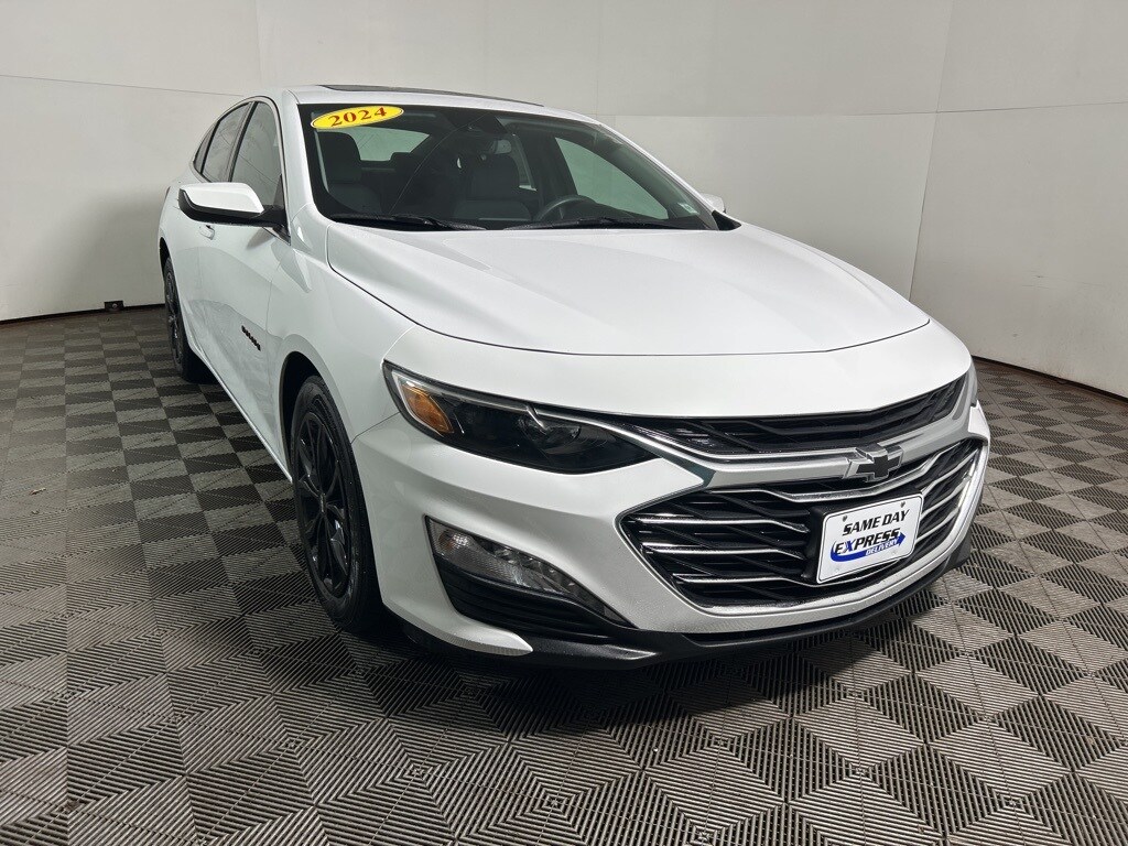 Used 2024 Chevrolet Malibu 1LT Sedan