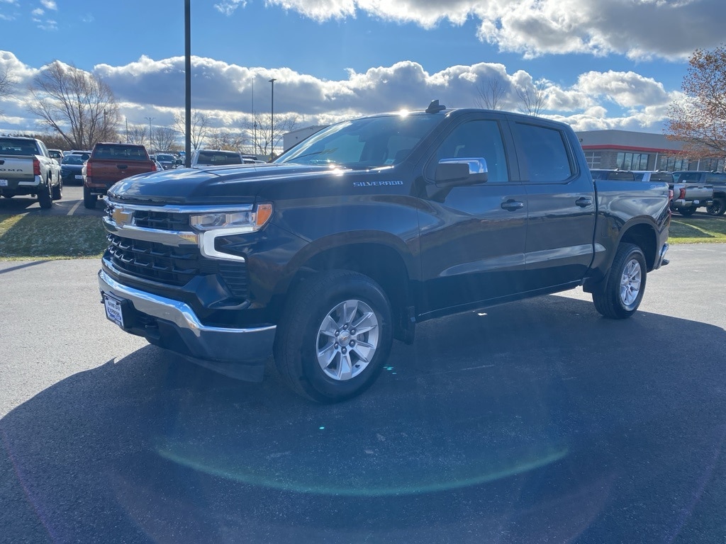Used 2025 Chevrolet Silverado 1500 LT w/1LT Truck Crew Cab