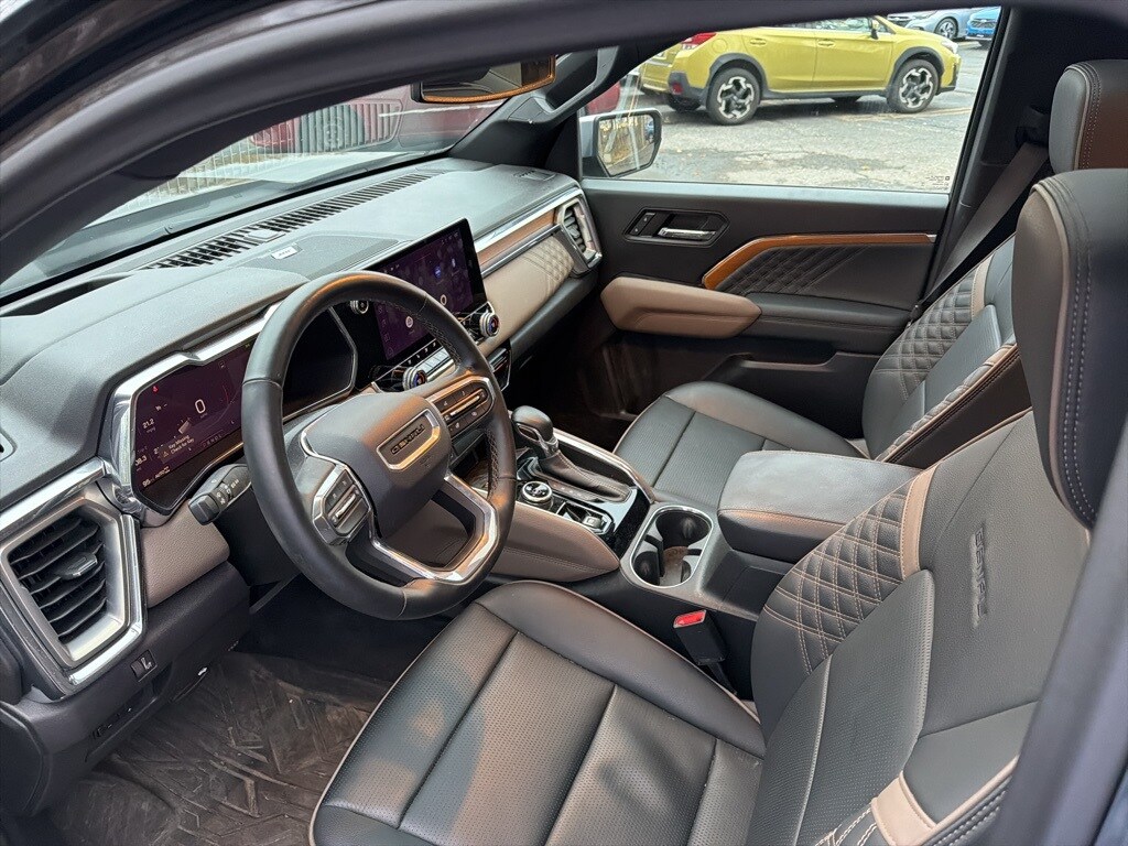 Used 2024 GMC Canyon Denali Truck Crew Cab