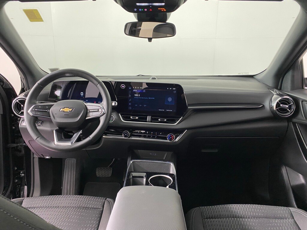 Used 2025 Chevrolet Equinox LT SUV