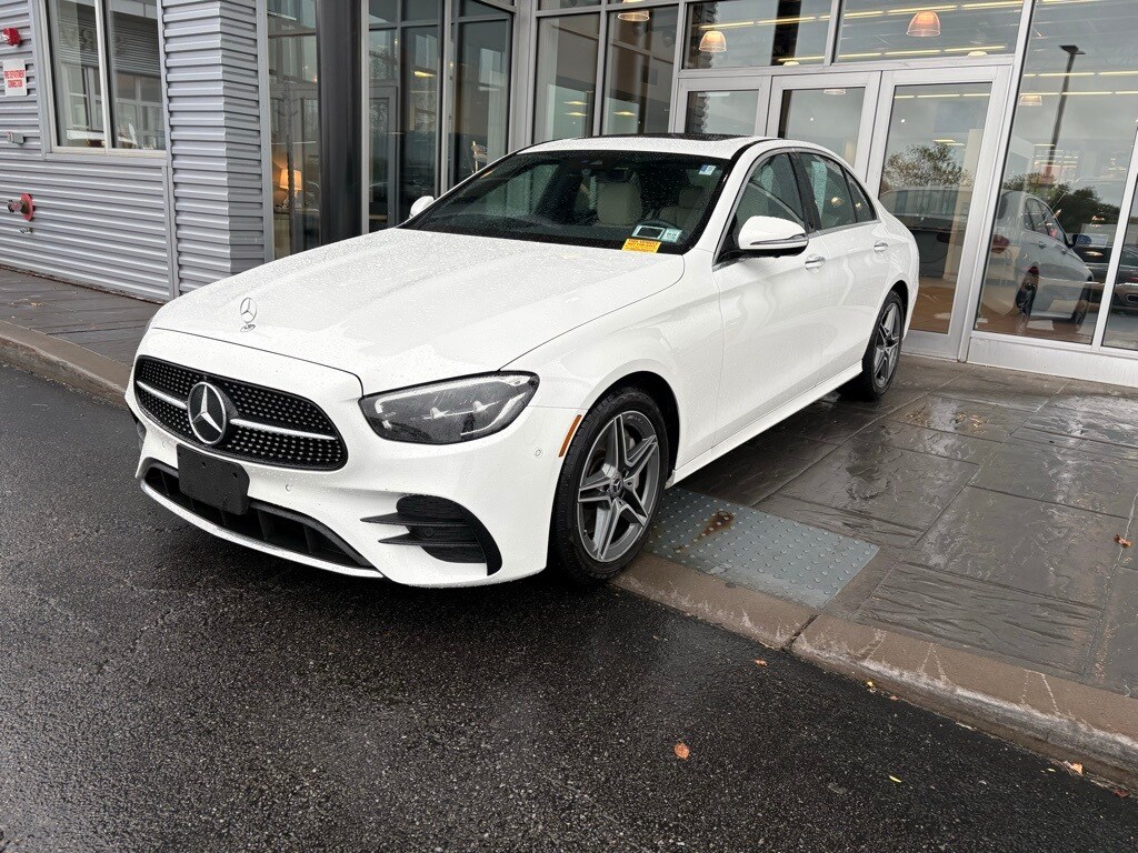 2023 Mercedes Benz E 350 4MATIC Sedan photo 2