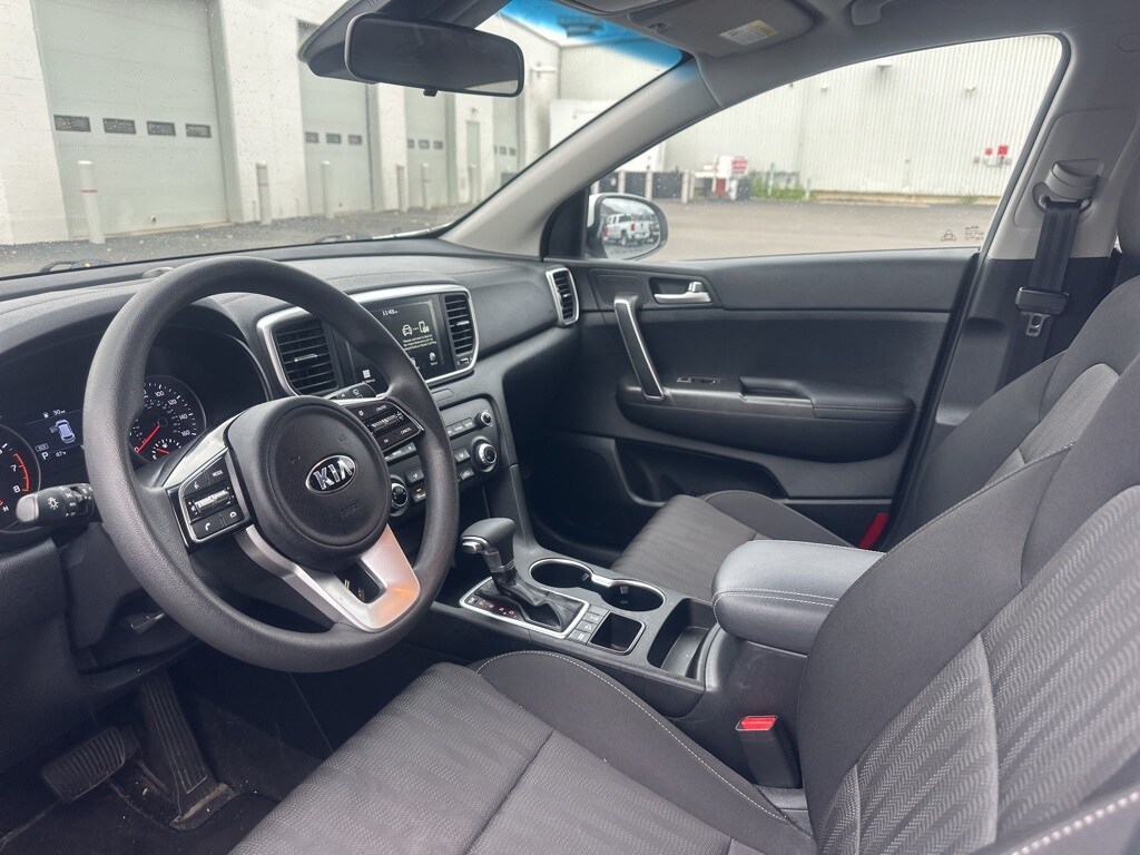 2020 Kia Sportage LX photo 3