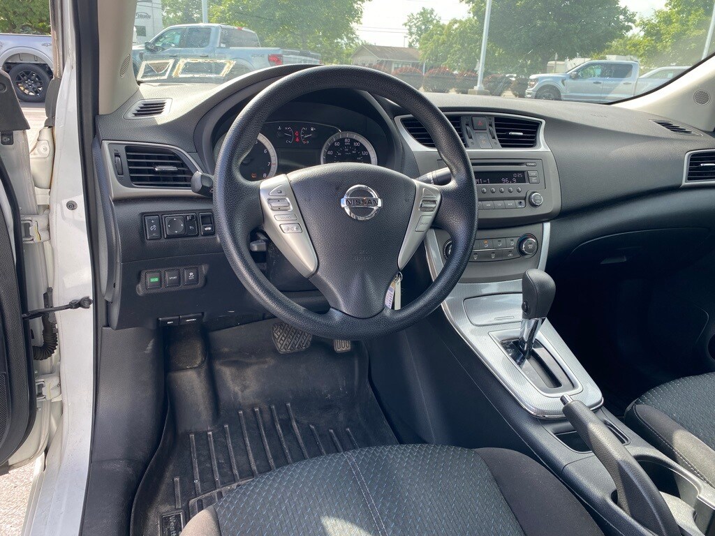 Used 2014 Nissan Sentra SR Sedan