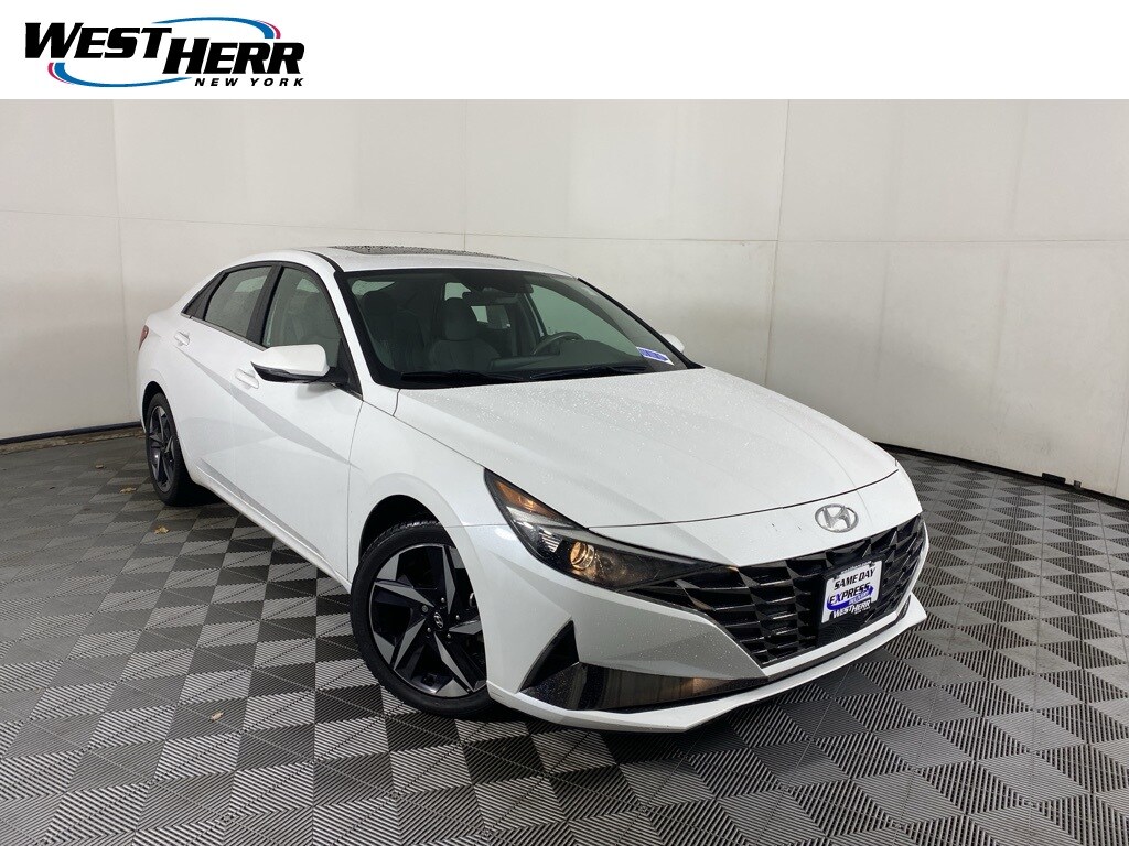 Used 2022 Hyundai Elantra SEL Sedan