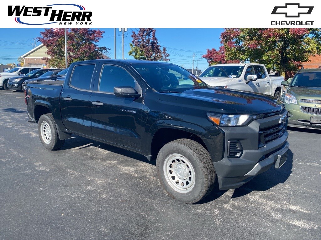 Used 2023 Chevrolet Colorado WT Truck Crew Cab
