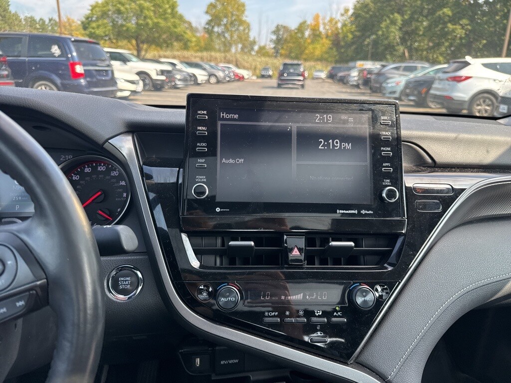 2022 Toyota Camry XSE photo 2