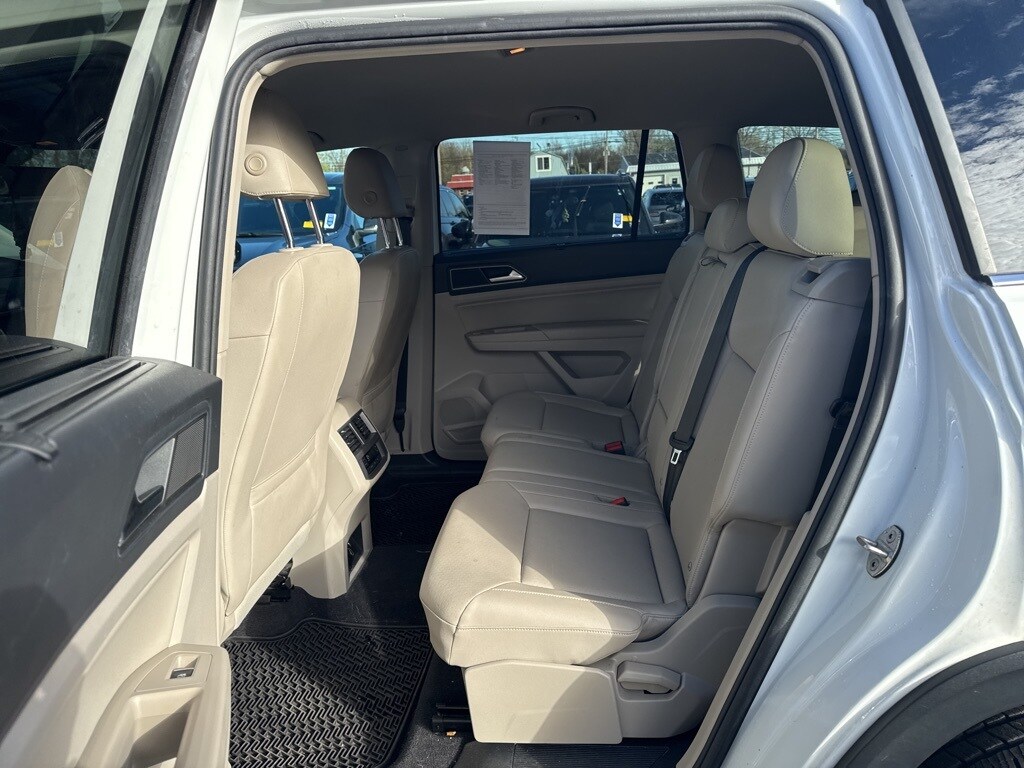 2019 Volkswagen Atlas V6 SE photo 3