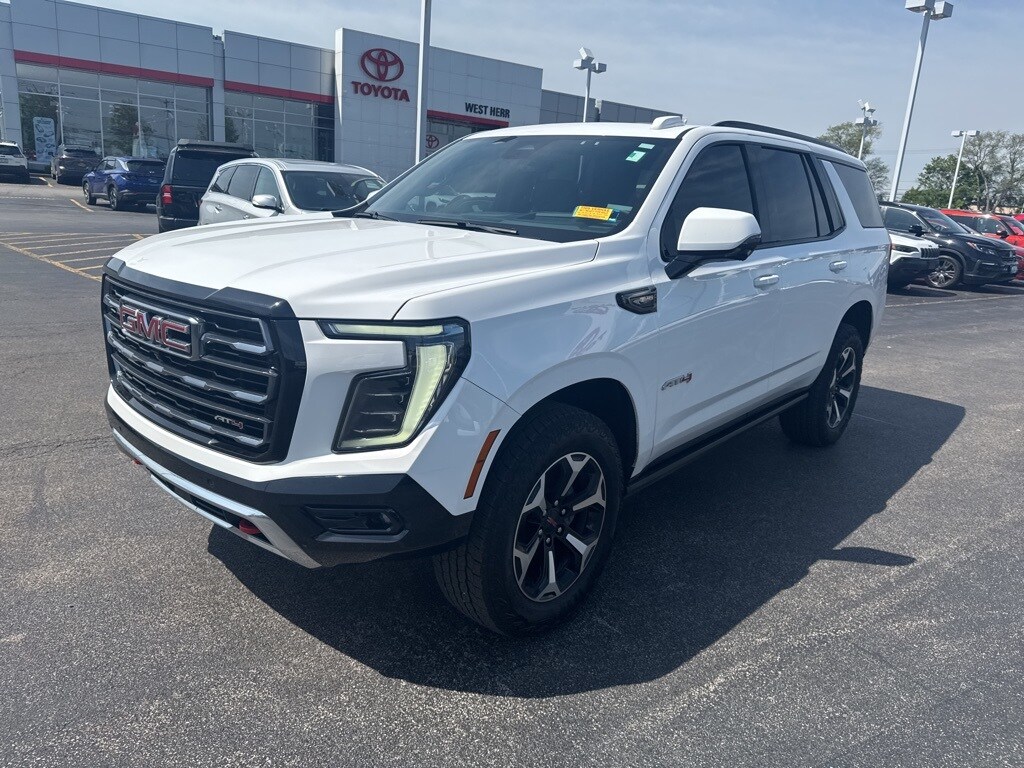 2025 Gmc Yukon AT4 photo 3