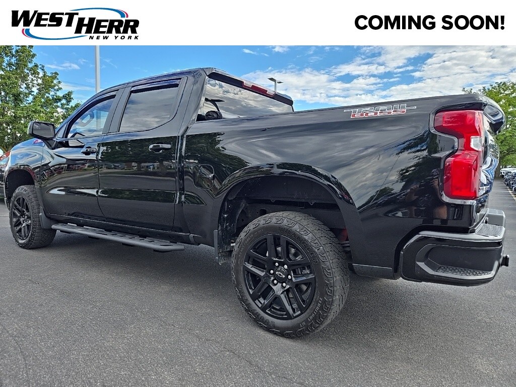 2023 Chevrolet Silverado 1500 LT Trail Boss photo 3