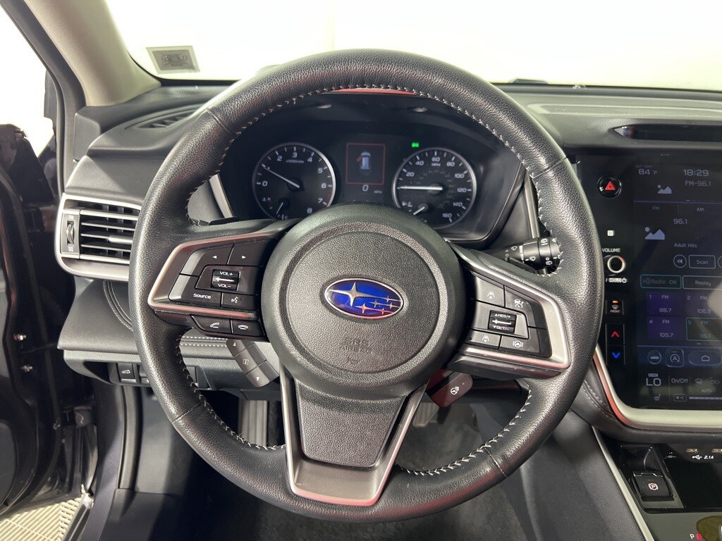 2022 Subaru Outback Limited photo 2