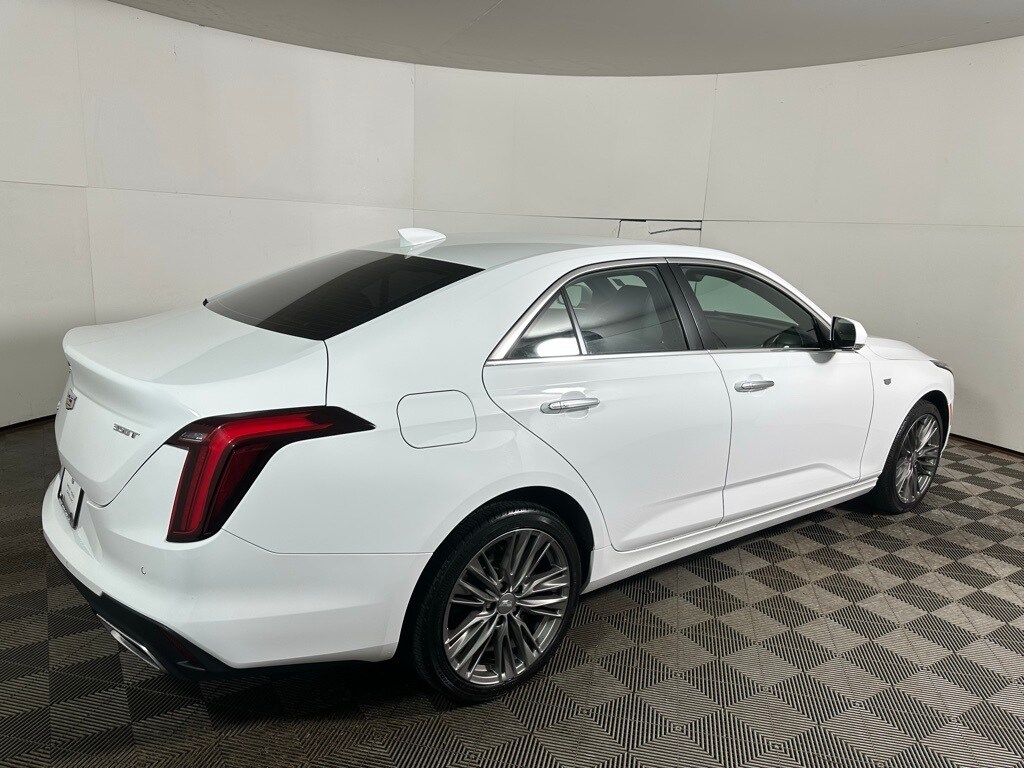 2023 Cadillac CT4 Premium Luxury photo 3