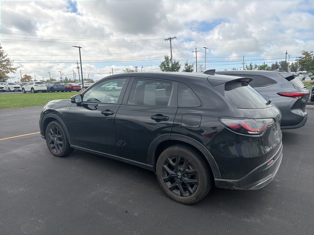 2024 Honda HR-V Sport photo 2