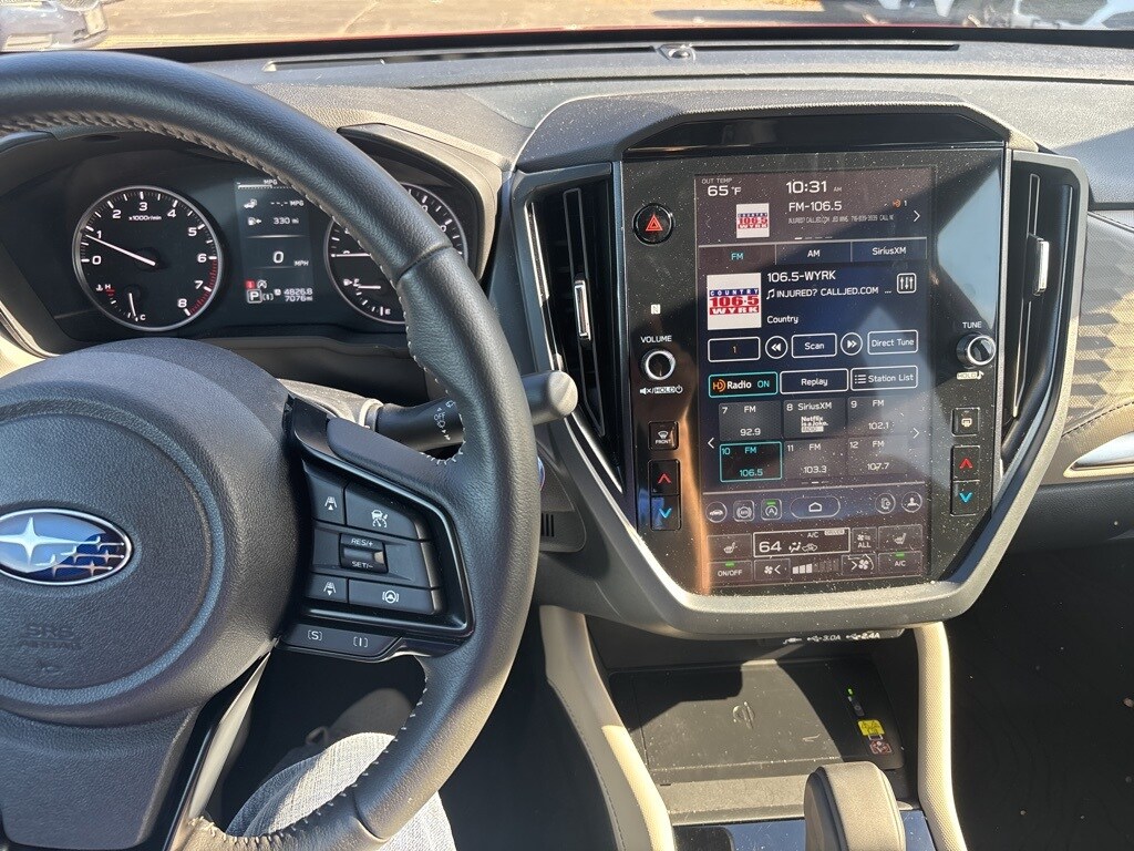 2025 Subaru Forester Premium photo 4