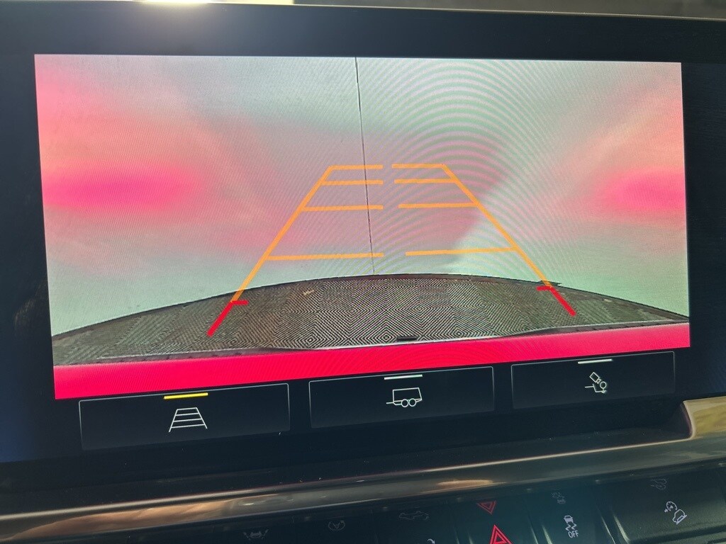 Used 2022 Chevrolet Silverado 1500 LT w/1LT Truck Crew Cab