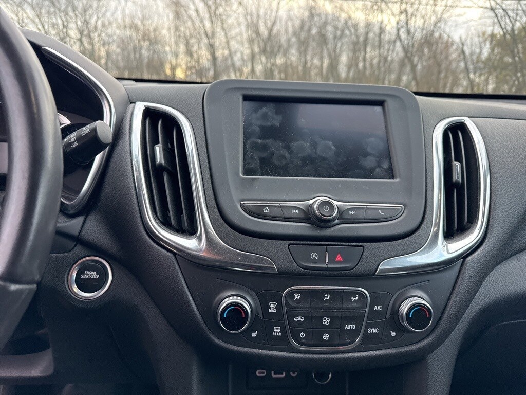 2022 Chevrolet Equinox photo 4