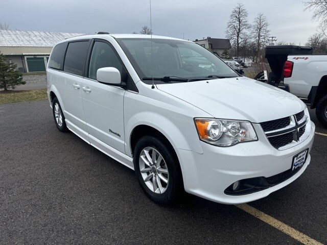 2019 Dodge Grand Caravan SXT photo 2