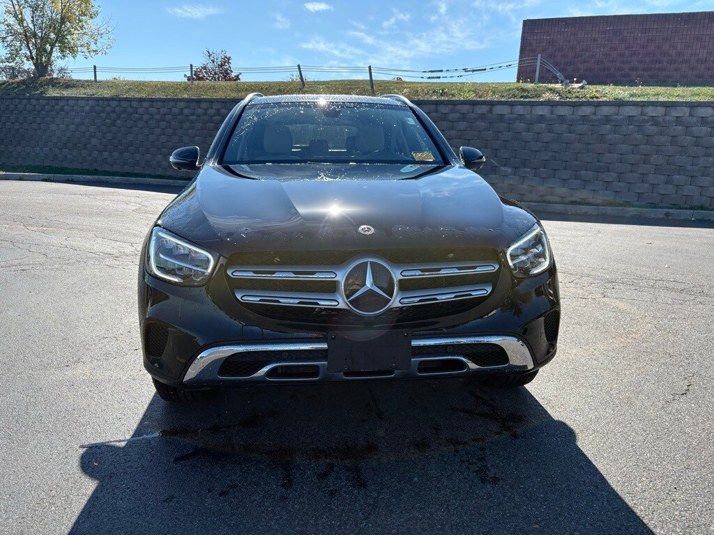 2021 Mercedes Benz GLC 300 4MATIC photo 2