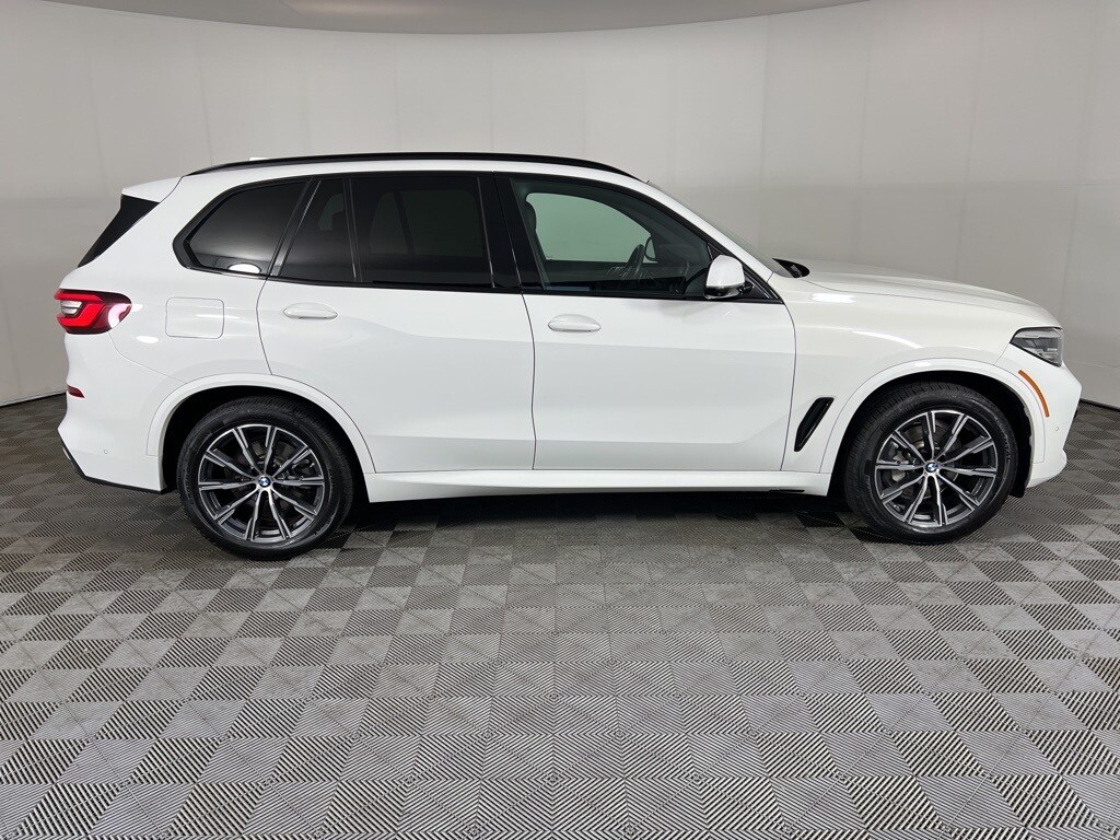 2023 Bmw X5 xDrive40i photo 3