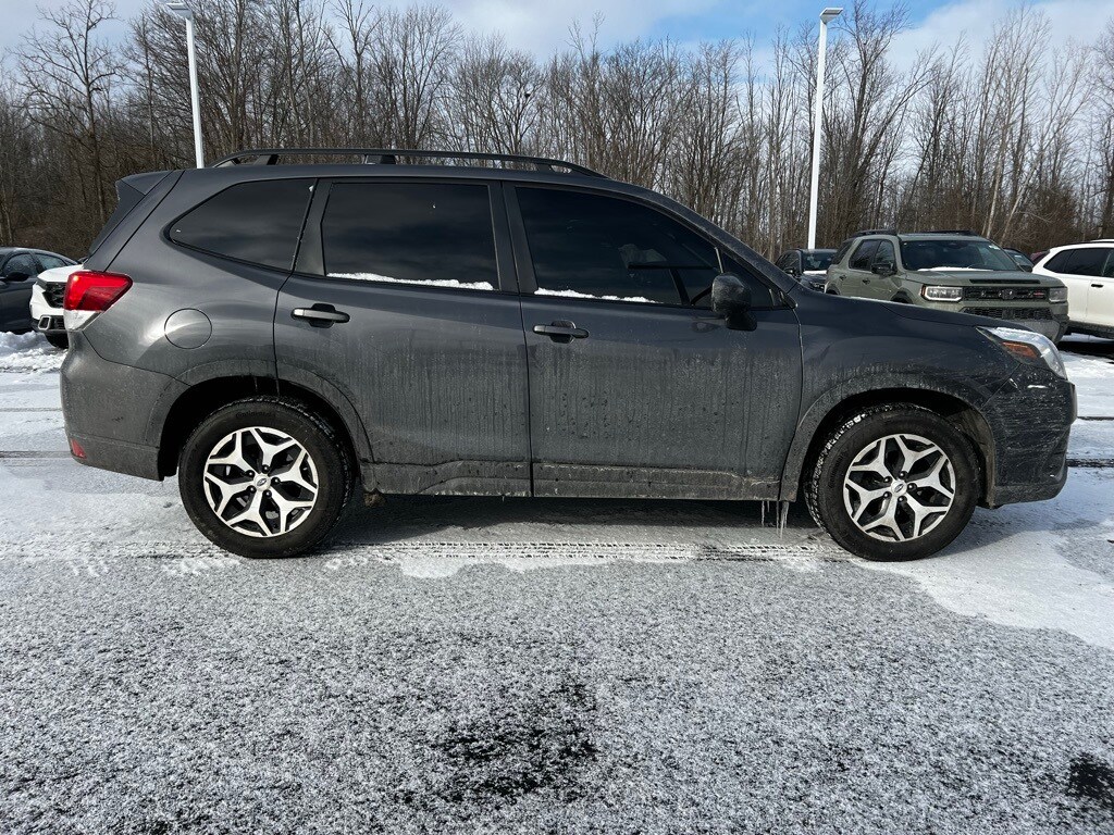 Used 2023 Subaru Forester Premium SUV
