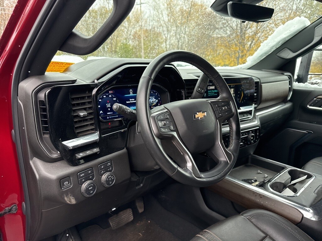 2024 Chevrolet Silverado 2500HD High Country photo 3
