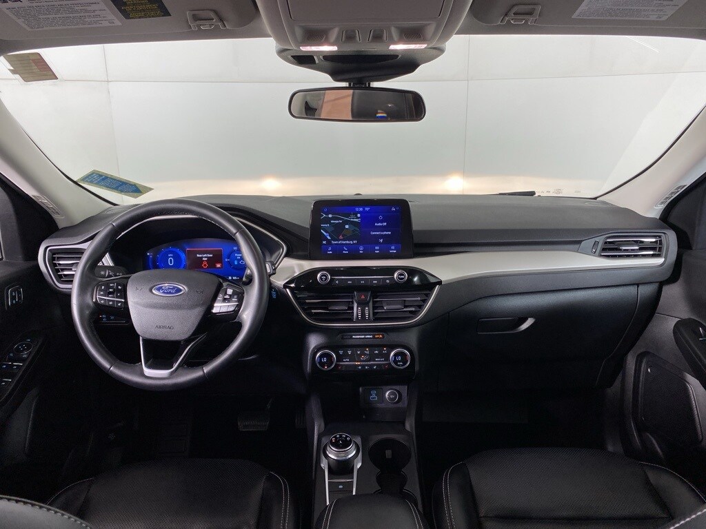 2021 Ford Escape SEL Hybrid photo 2