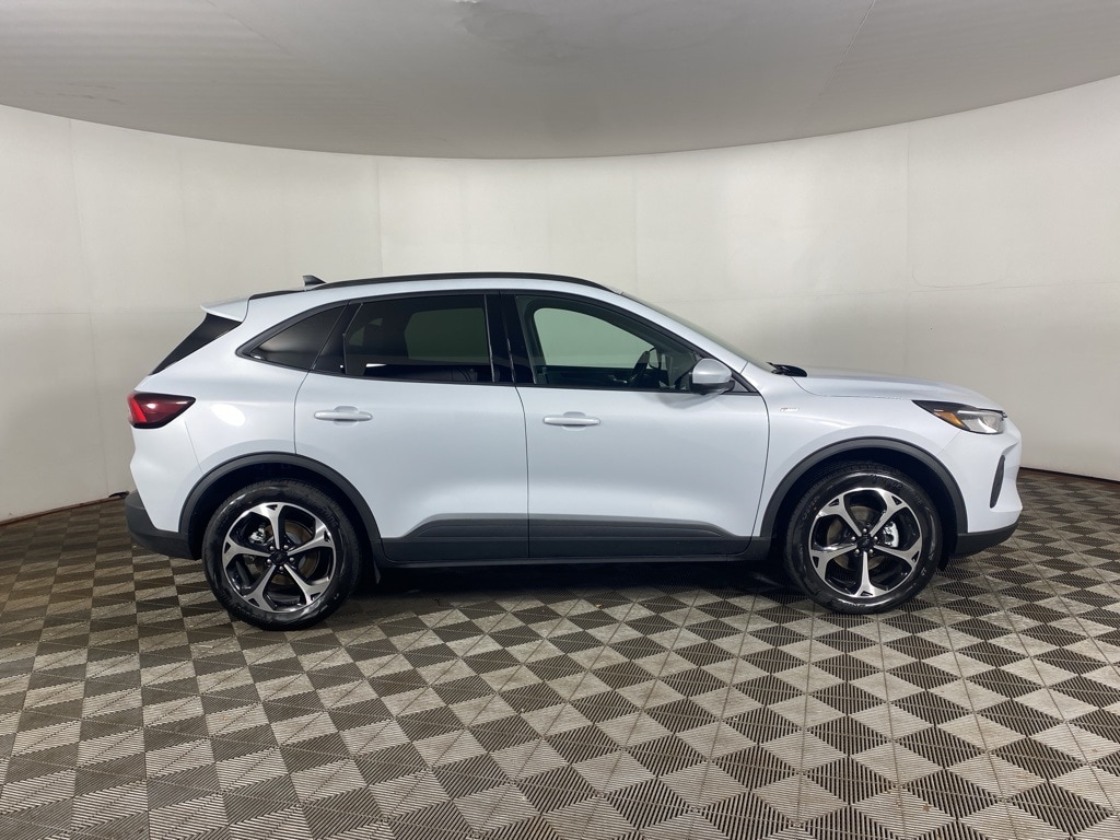 Used 2025 Ford Escape ST-Line Select SUV