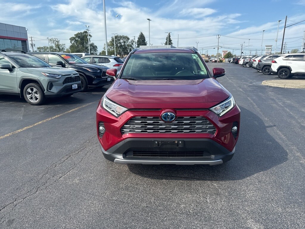 2020 Toyota RAV4 Hybrid Limited photo 2