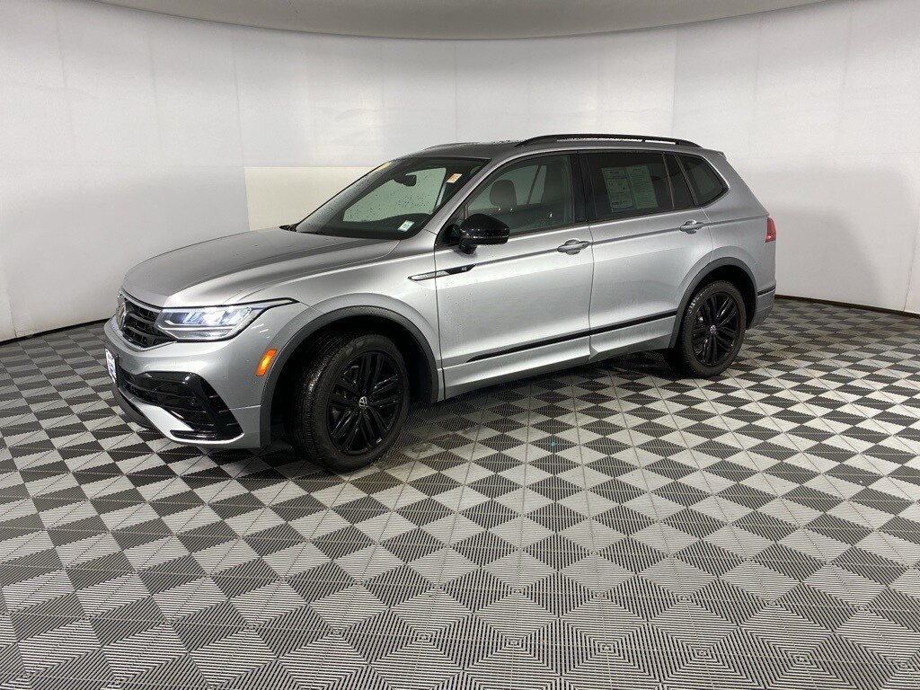 Used 2022 Volkswagen Tiguan 2.0T SE R-Line Black SUV