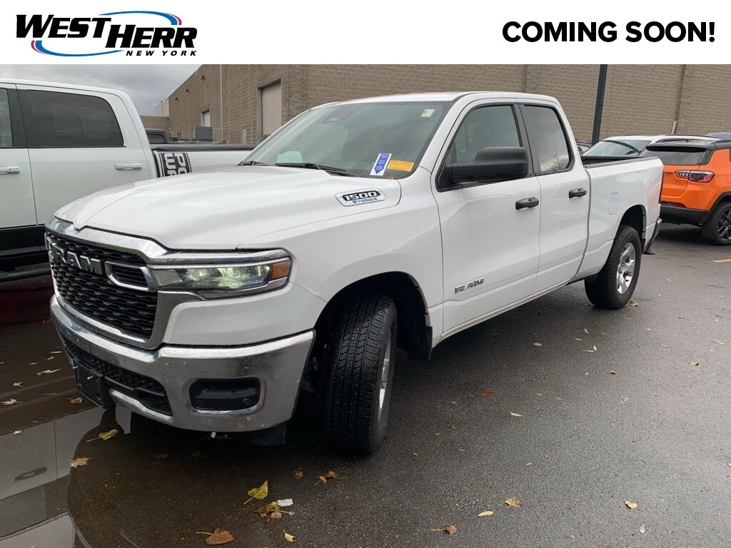 2025 Ram 1500 Tradesman photo 3