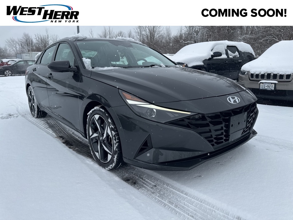 Used 2023 Hyundai Elantra SEL Sedan