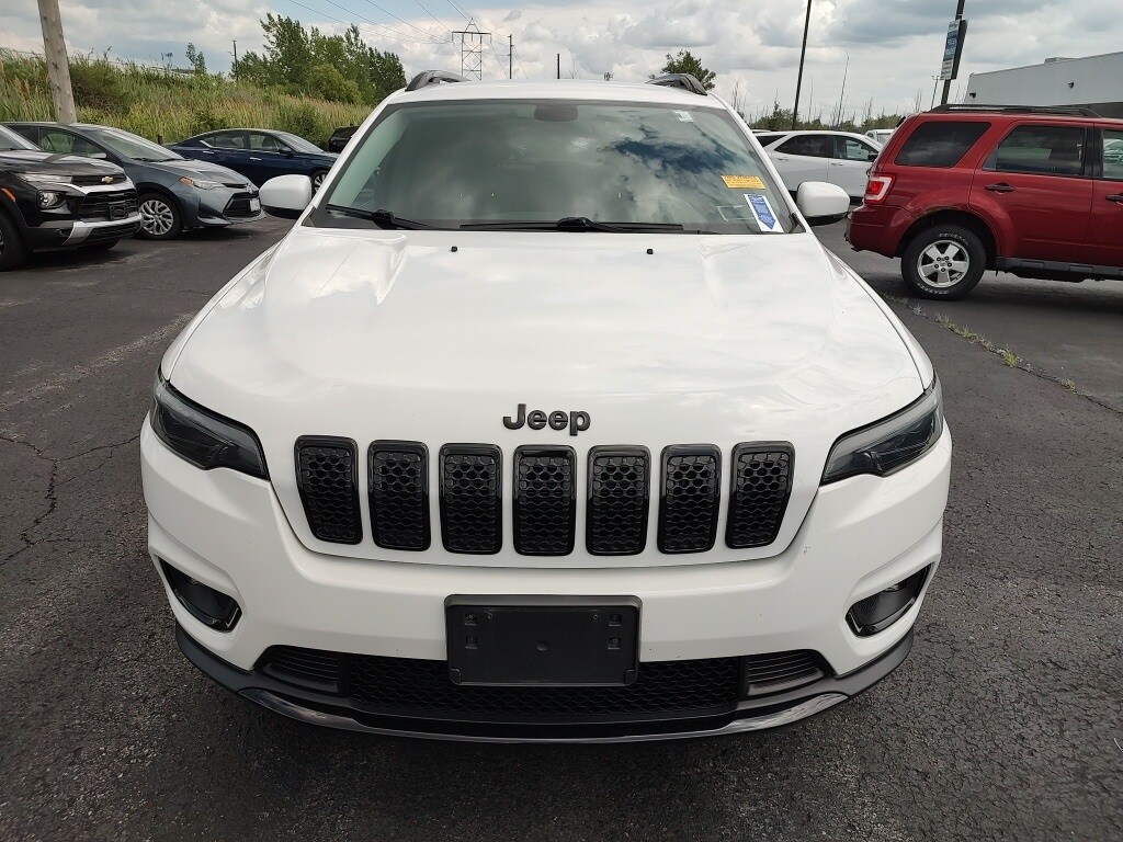 Used 2019 Jeep Cherokee Altitude with VIN 1C4PJMLB7KD364105 for sale in Bowmansville, NY