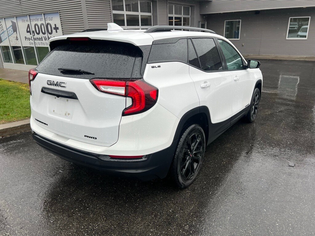 Used 2022 GMC Terrain SLE SUV