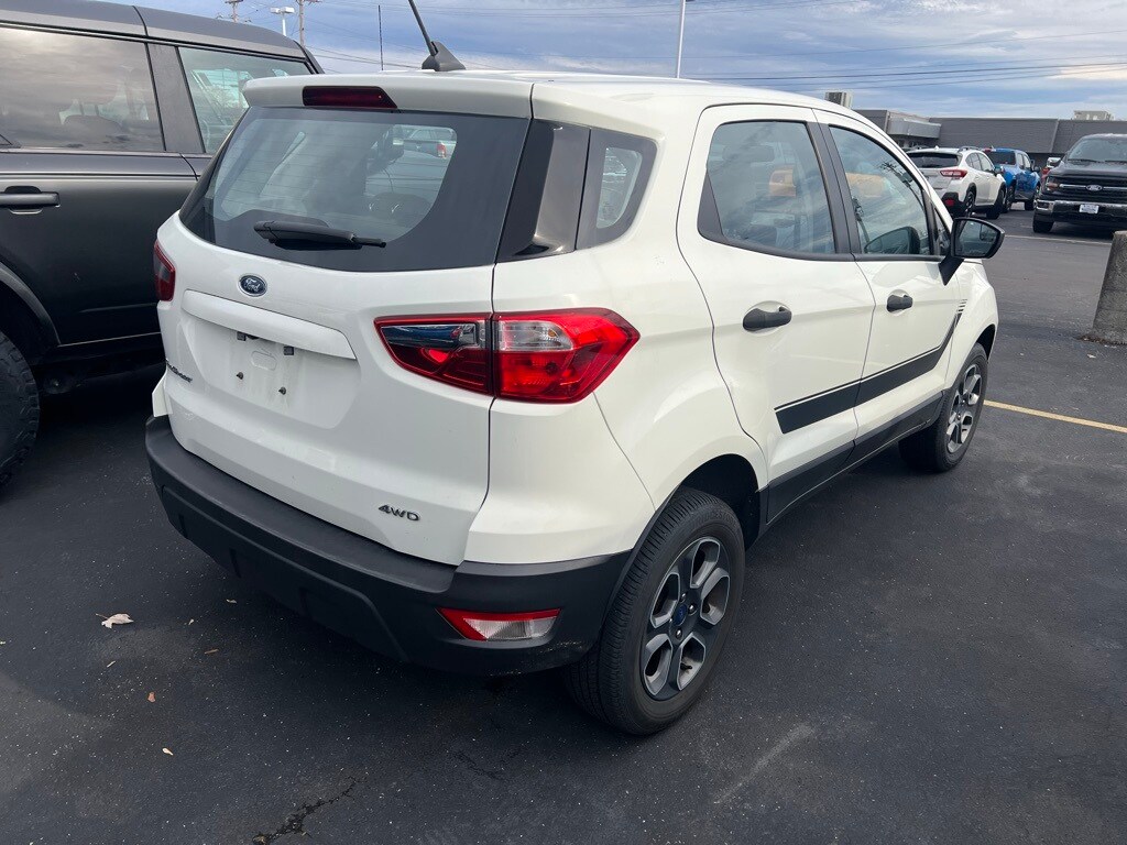 2022 Ford EcoSport S photo 2