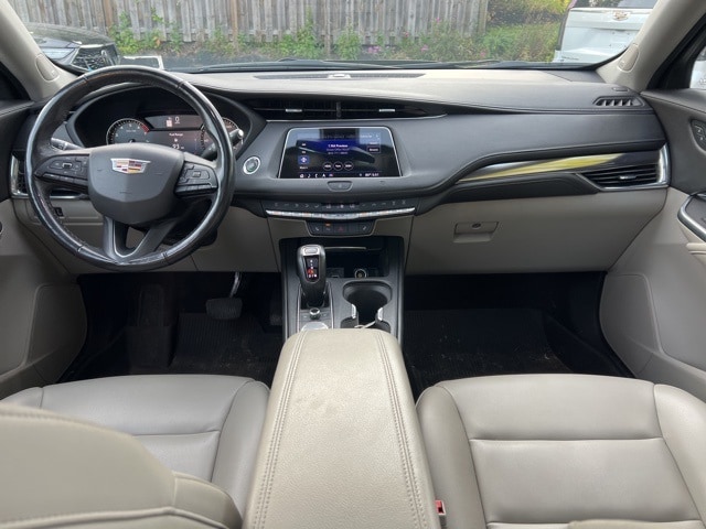 Used 2019 Cadillac XT4 Luxury with VIN 1GYFZBR42KF102332 for sale in Bowmansville, NY