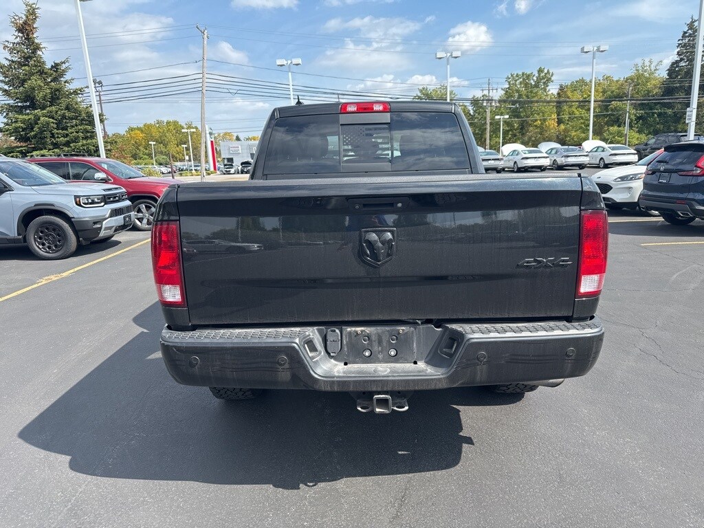 2018 Ram 1500 Big Horn photo 3