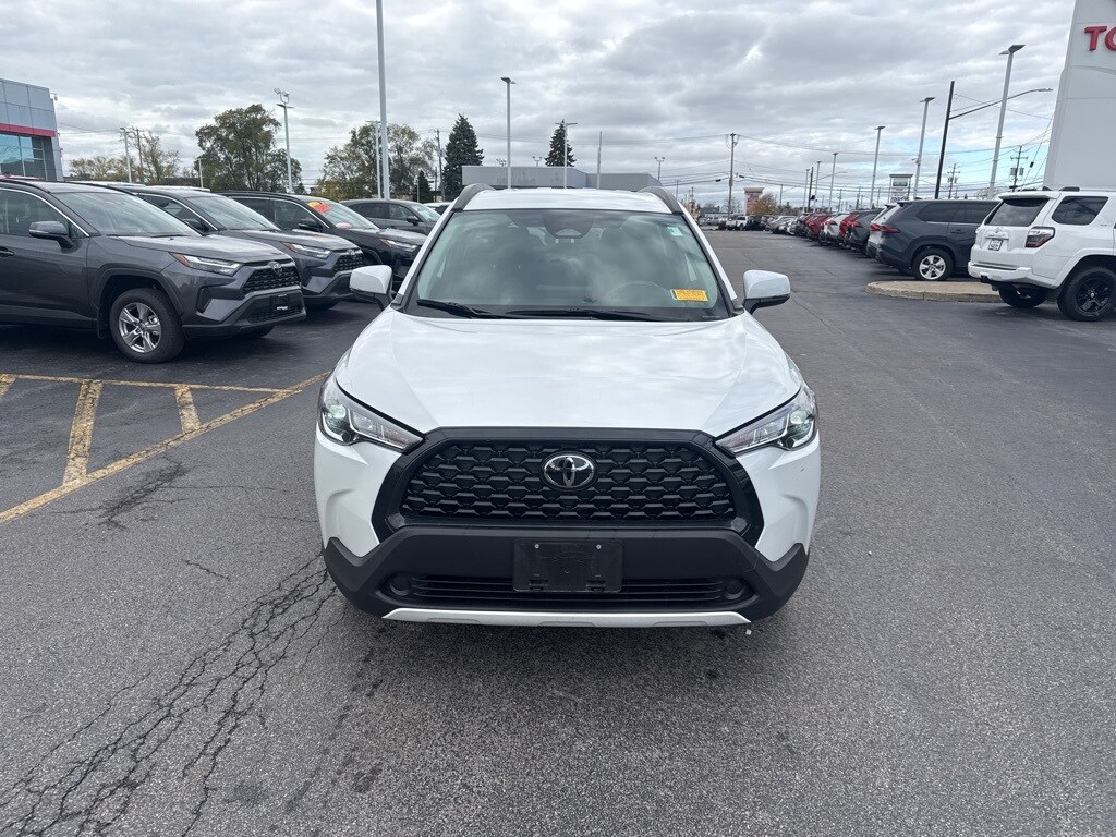 Used 2023 Toyota Corolla Cross LE SUV