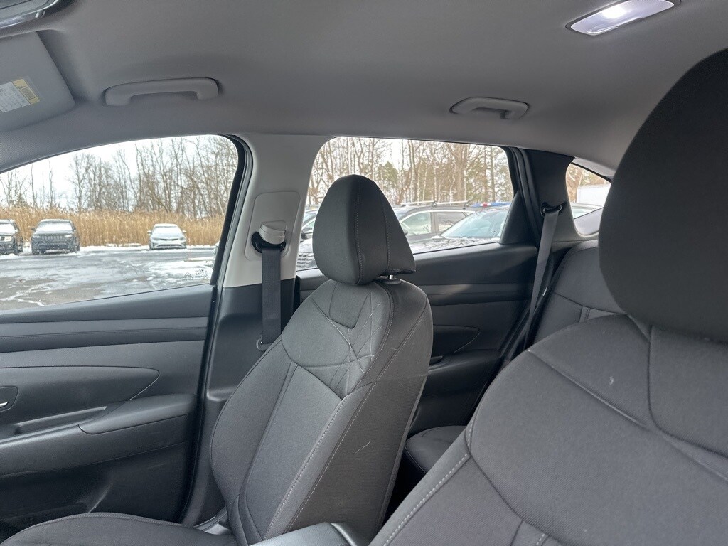 Certified 2025 Hyundai Tucson SE SUV