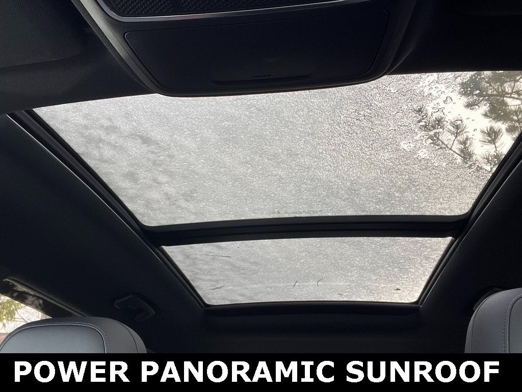 2025 Chevrolet Equinox RS photo 2