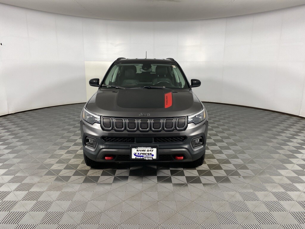 2022 Jeep Compass Trailhawk photo 2