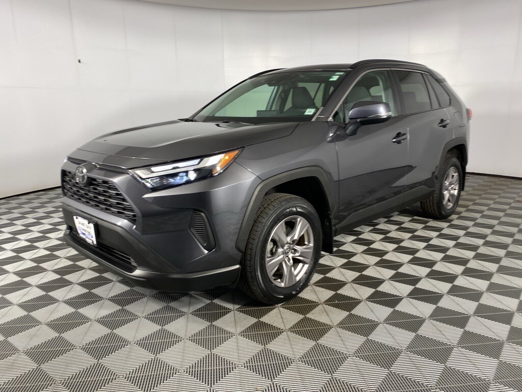 Used 2022 Toyota RAV4 XLE SUV