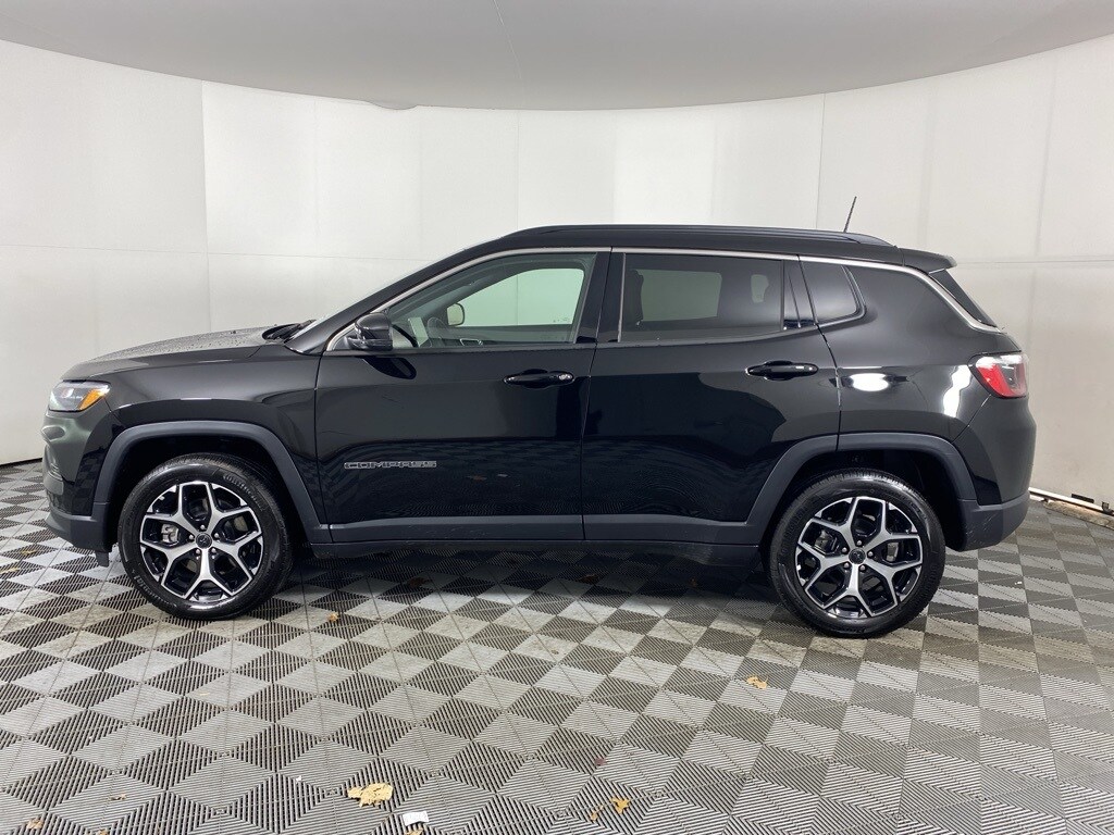 Used 2025 Jeep Compass Limited SUV