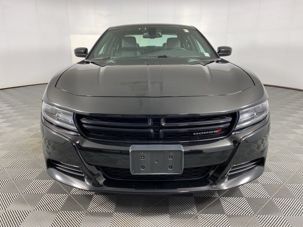 2015 Dodge Charger SXT photo 2