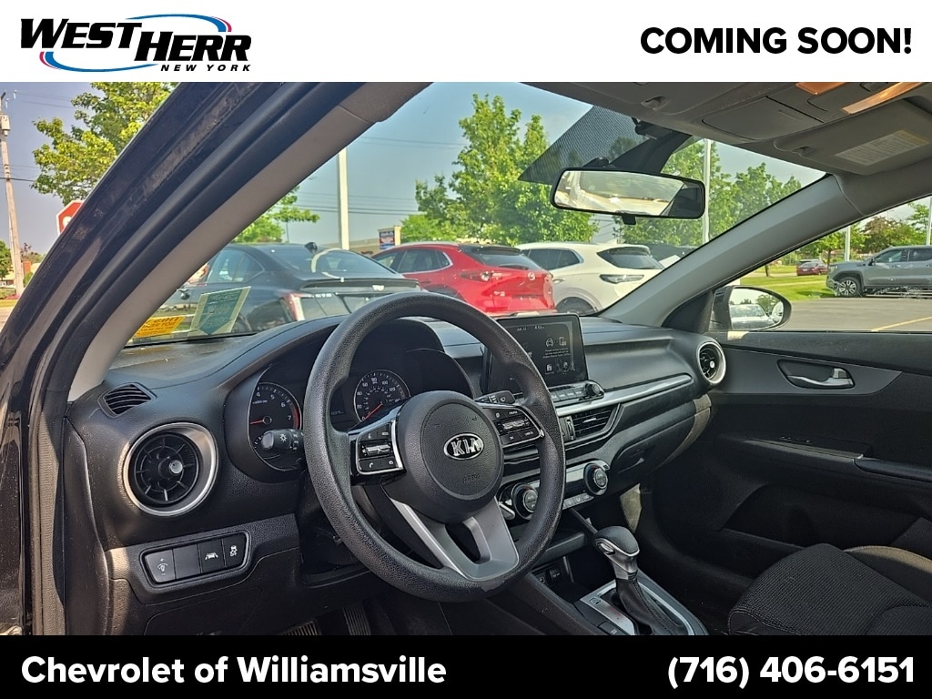 Used 2019 Kia FORTE LXS with VIN 3KPF24AD9KE102534 for sale in Bowmansville, NY