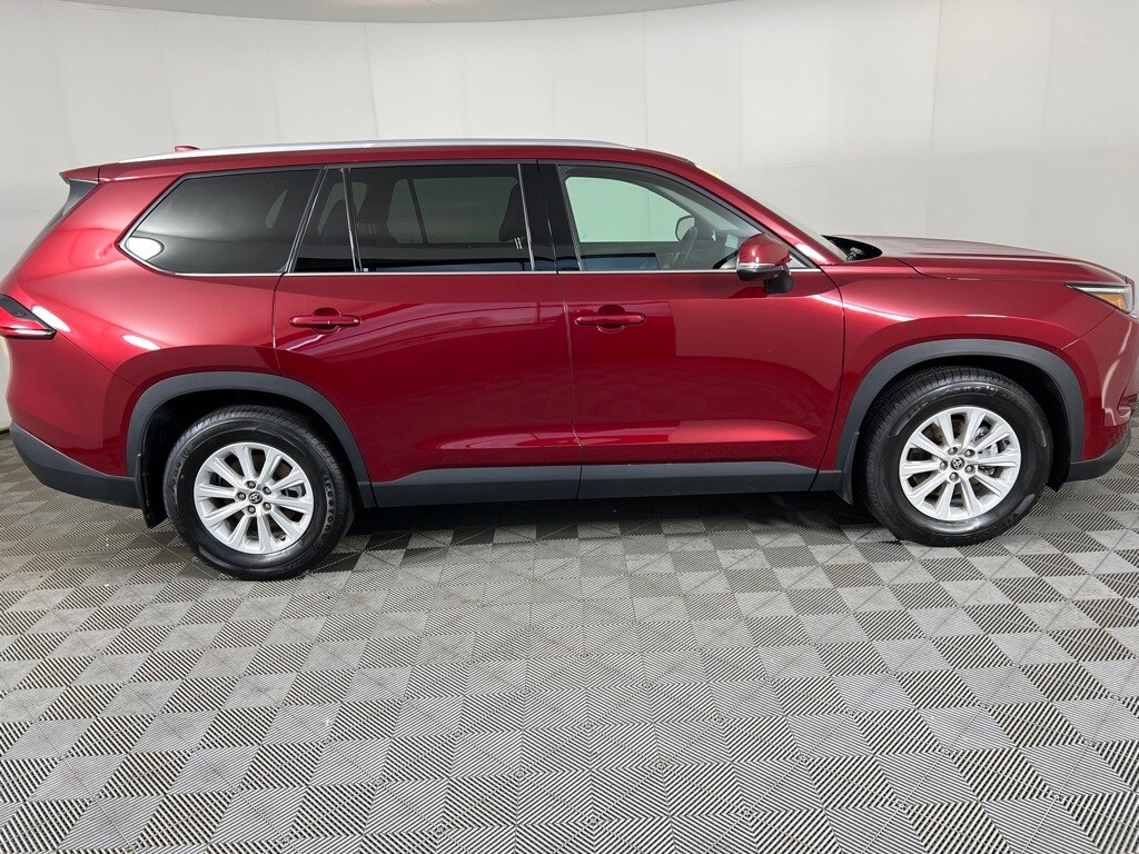 2024 Toyota Grand Highlander Hybrid Limited photo 3