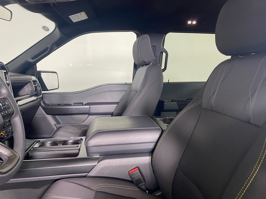2025 Ford F-150 STX photo 2
