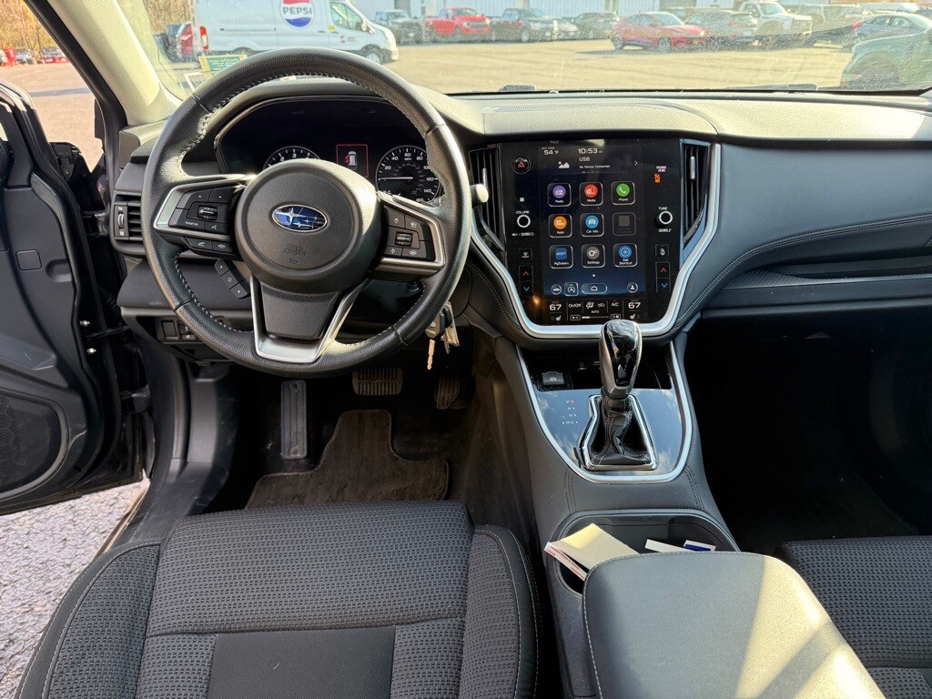 2020 Subaru Outback Premium photo 2