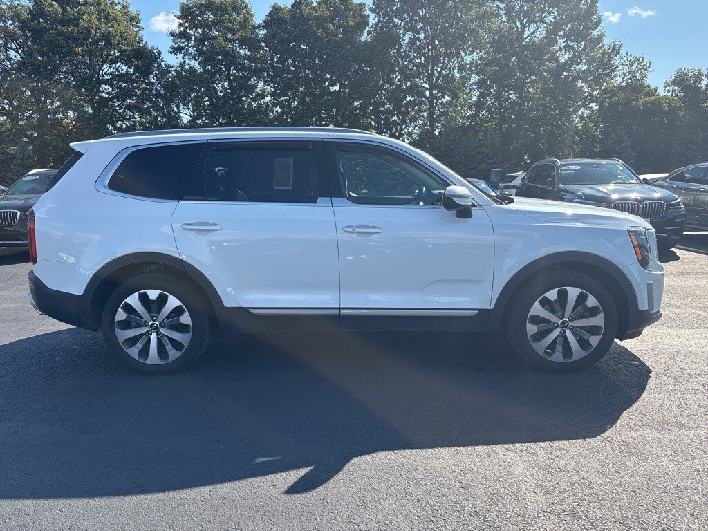2020 Kia Telluride S photo 3