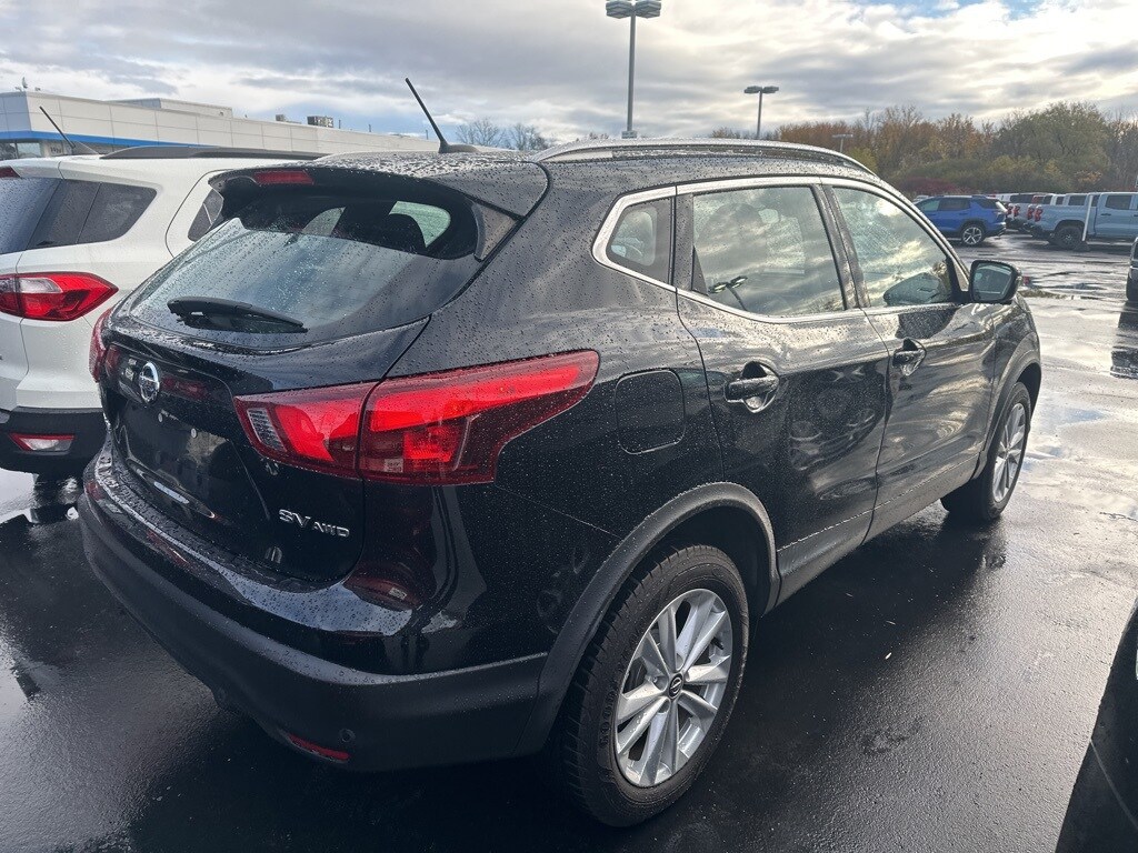 Used 2019 Nissan Rogue Sport SV SUV