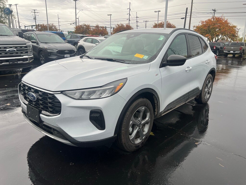 Used 2025 Ford Escape ST-Line SUV